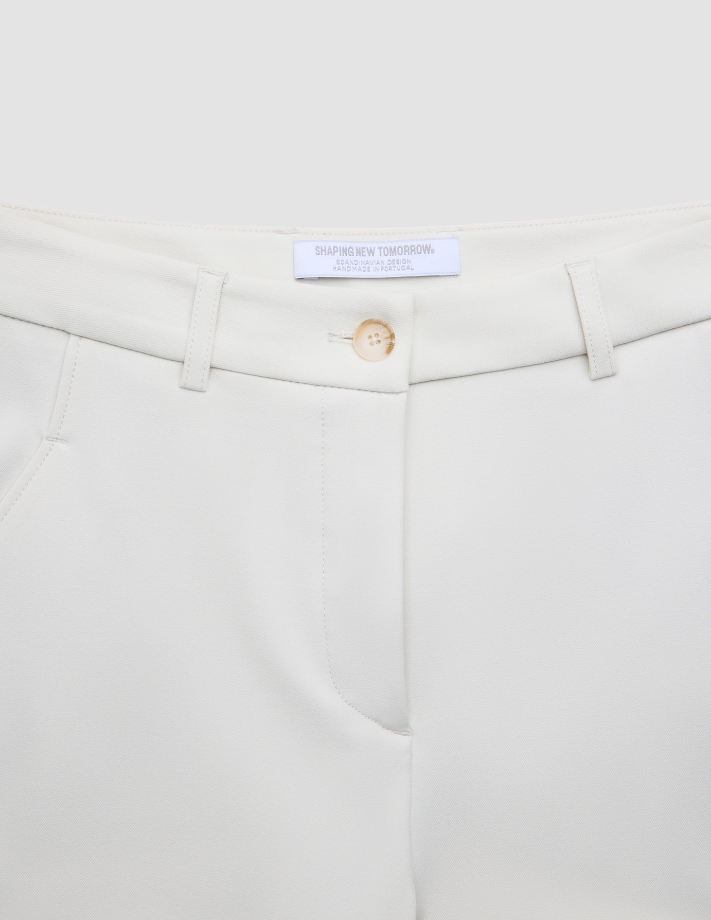 Essential Pants Straight Off White